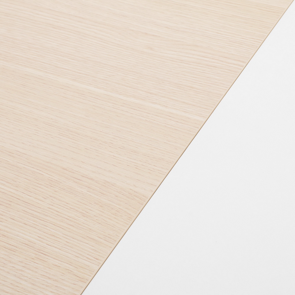 环保桌面 预钻孔设计 现代拼接色 自然纹理 120cm x 60cm x 2.5cm 防刮表面 舒适工作空间 易于清洁 适配电动桌架